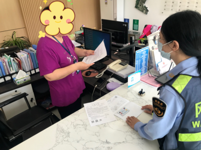 架好服务“连心桥” 当好居民“贴心人”