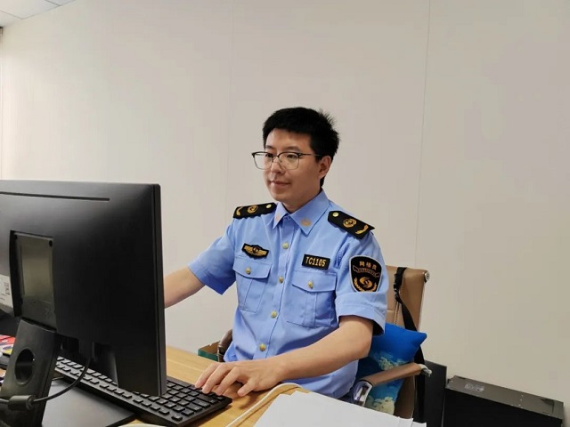 03.jpg