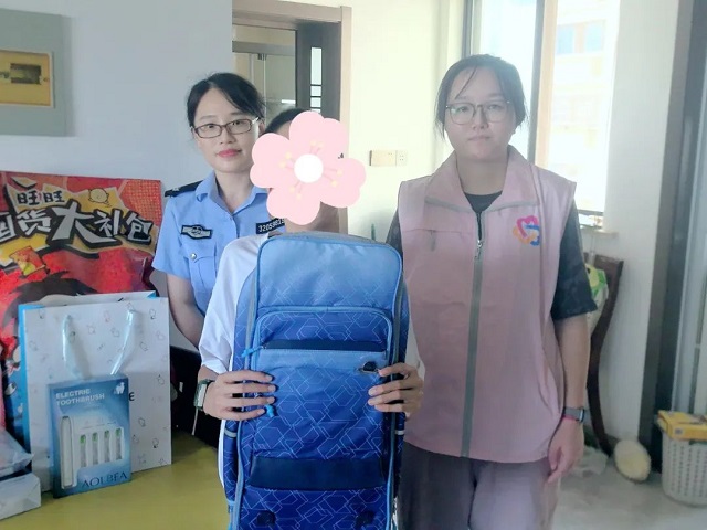 02.jpg