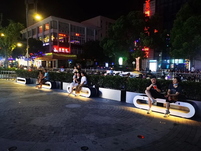 03.jpg
