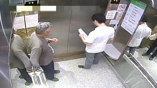 02.jpg