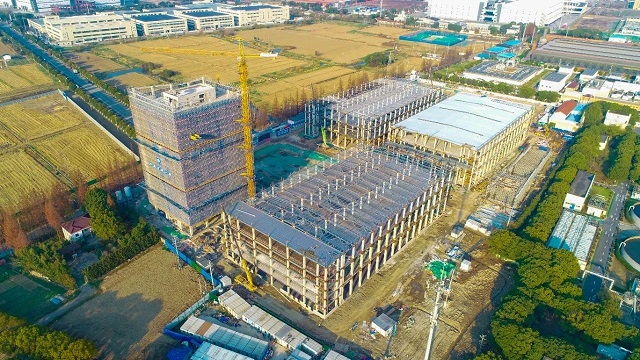 02.jpg