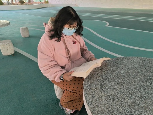 05.jpg