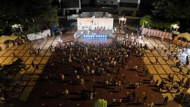 02.jpg