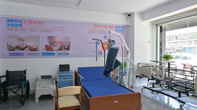 1759798253188.jpg 02.jpg