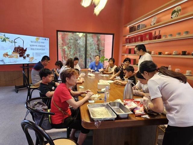 1759994120703.jpg 09.jpg