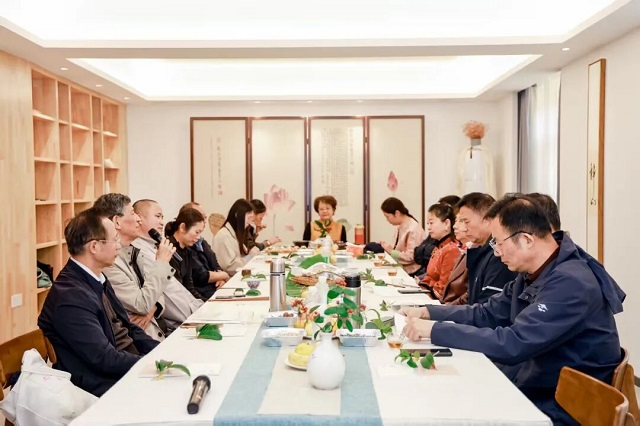 1762847722173.jpg 04.jpg