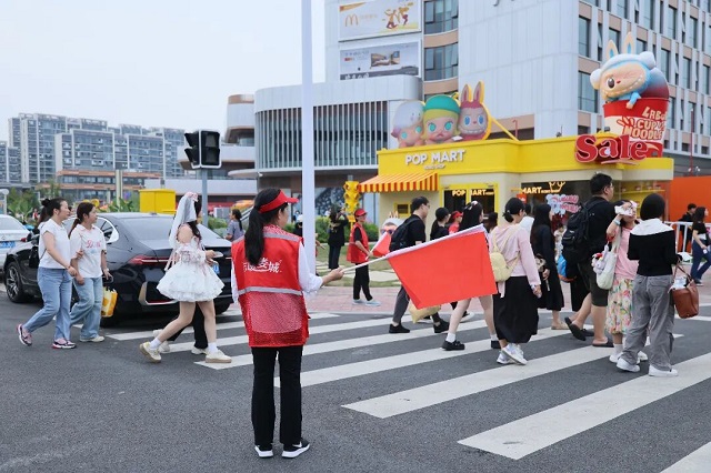 1765179664261.jpg 05.jpg