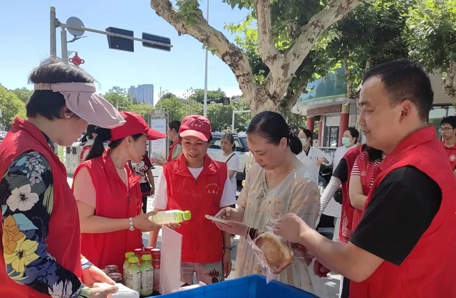 1765179697647.jpg 06.jpg